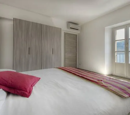 Hotel Britannia Luxury 2*